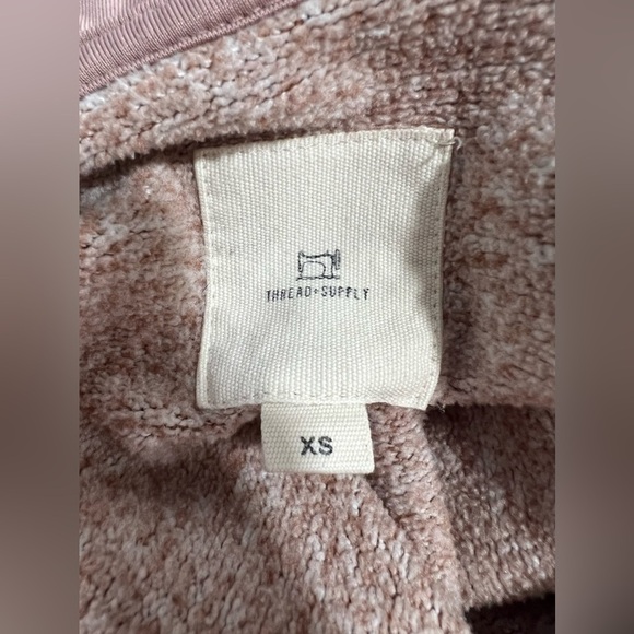 Thread + Supply 1/4 Zip Heathered Pink Drawstring Button Down Hoodie Extra Small - Picture 7 of 9